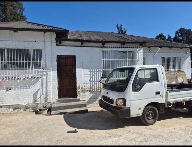 11 BEDROOM HOUSE FOR SALE IN WEBBER